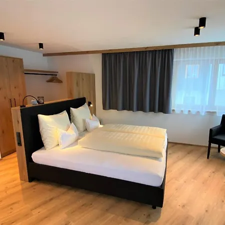 Garni Binta 3* Ischgl